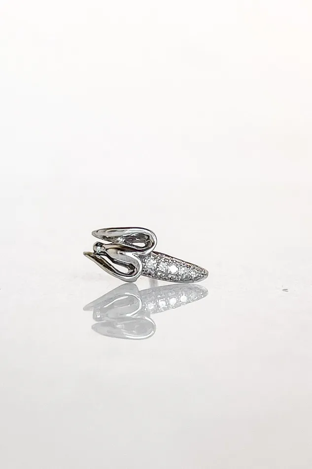 BIBI VAN DER VELDEN Earrings White Gold Diamond Banana Stud