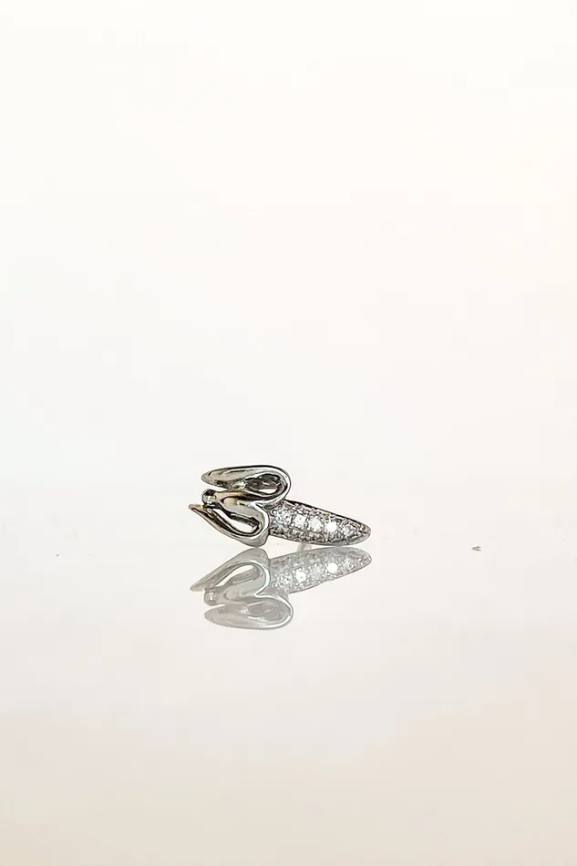BIBI VAN DER VELDEN Earrings White Gold Diamond Banana Stud BIBI VAN DER VELDEN Earrings White Gold Diamond Banana Stud
