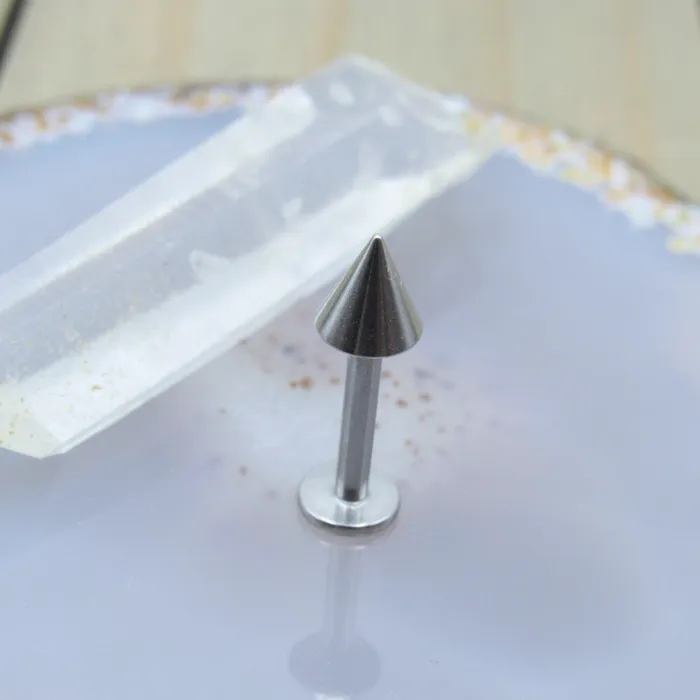 Siren Body Jewelry Earrings Spike lip piercing stud earring 14g flat back labret style Siren Body Jewelry Earrings Spike lip piercing stud earring 14g flat back labret style